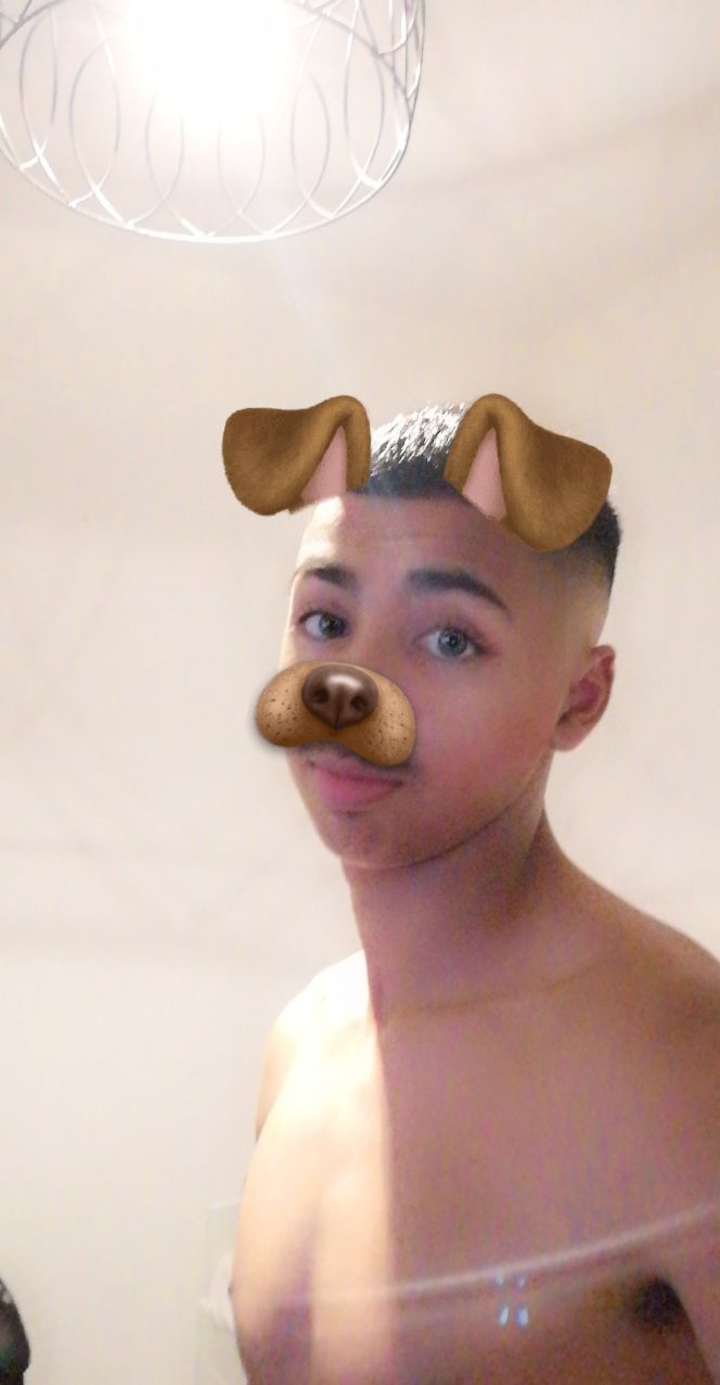 Profil de Mustafa, 22 ans, Libertine à Barnwell