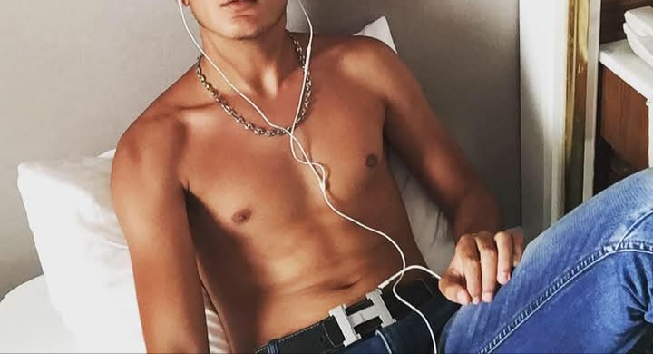 Profil de Yuva, 29 ans, Libertine à Cornwall