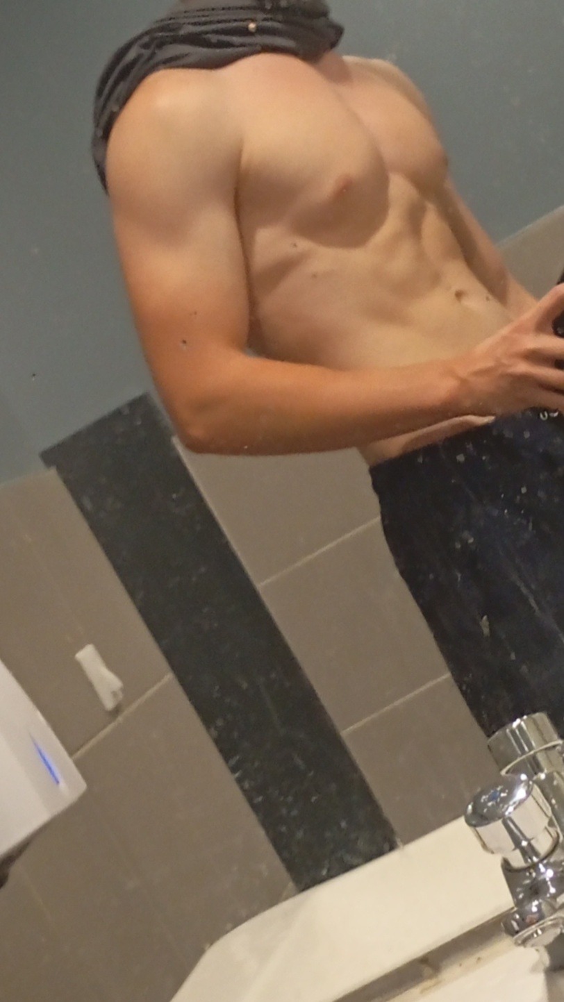 Profil de Salime, 19 ans, Libertine à Claresholm