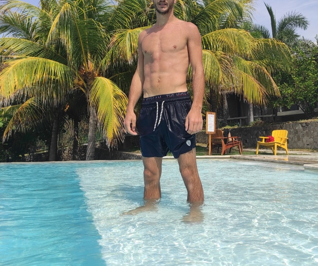 Profil de Romulus, 32 ans, Libertine à Duval