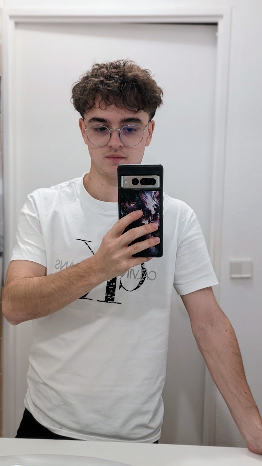 Profil de Hygin, 23 ans, Libertine à Camrose