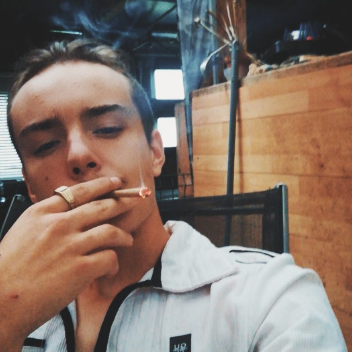 Profil de Claude-michel, 20 ans, Libertine à Breton