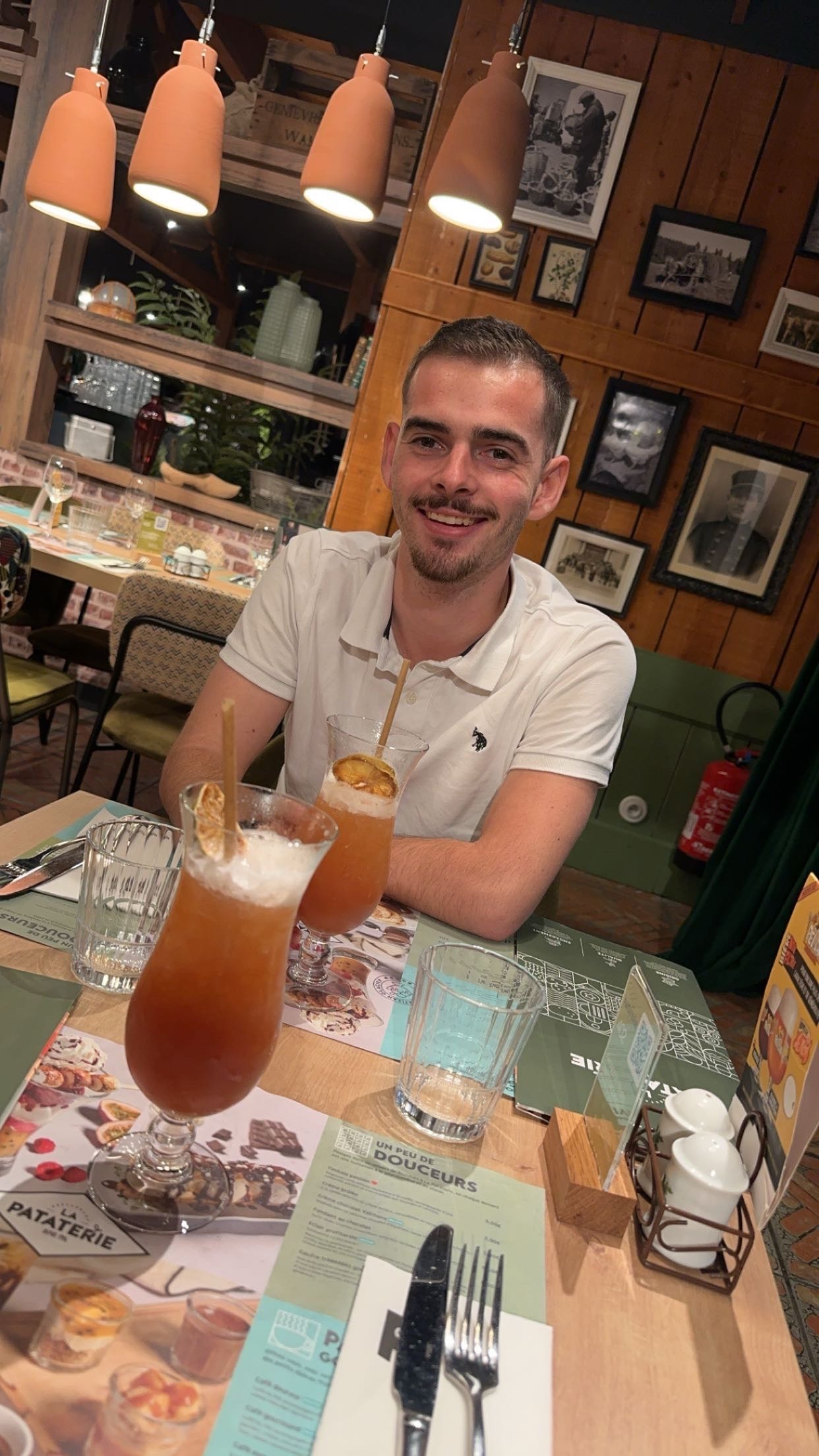 Profil de Goran, 22 ans, Libertine à Rochebaucourt