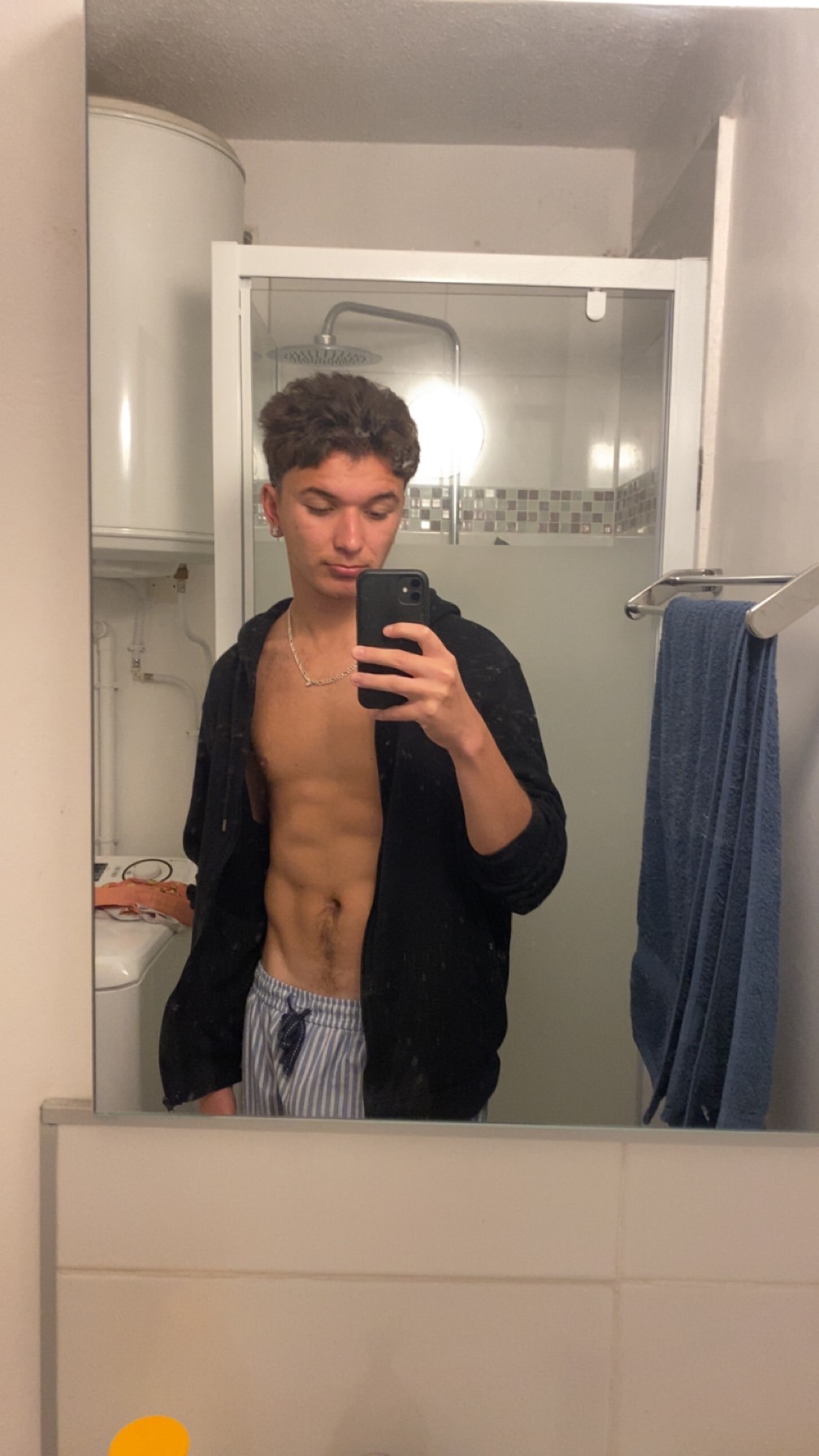 Profil de Jacques-alexandre, 21 ans, Libertine à Carstairs