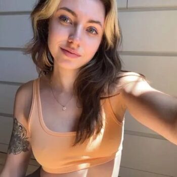 Profil de Soriane, 26 ans, Libertine à Longue-Rive