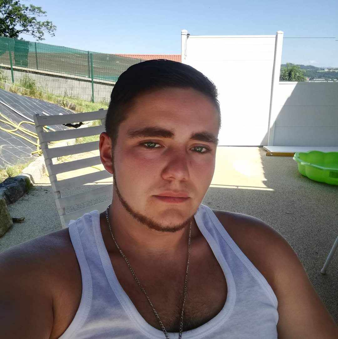Profil de Kieran, 25 ans, Libertine à Alix