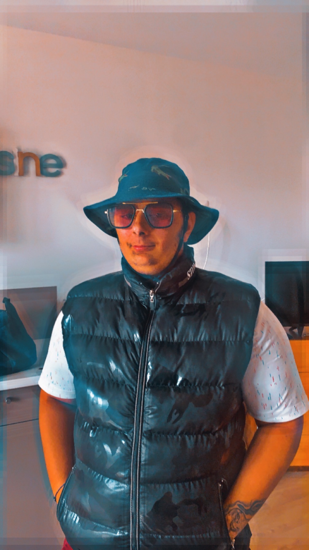 Profil de Oswaldo, 23 ans, Libertine à La Prairie