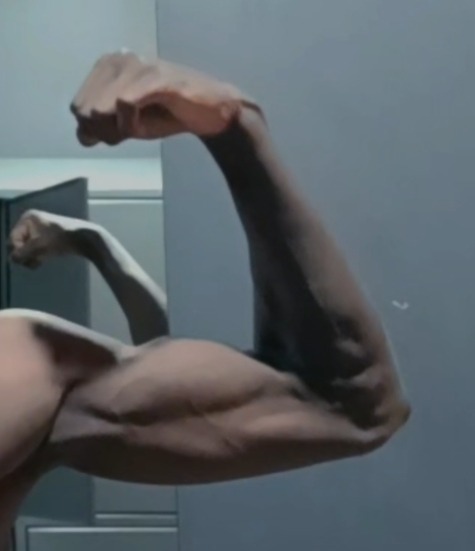 Profil de Sire, 21 ans, Libertine à Ernfold