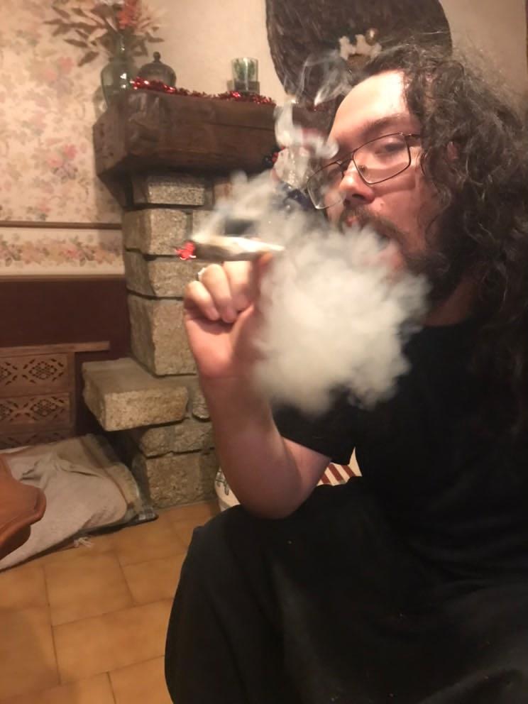 Profil de Abdelaziz, 20 ans, Libertine à Falher