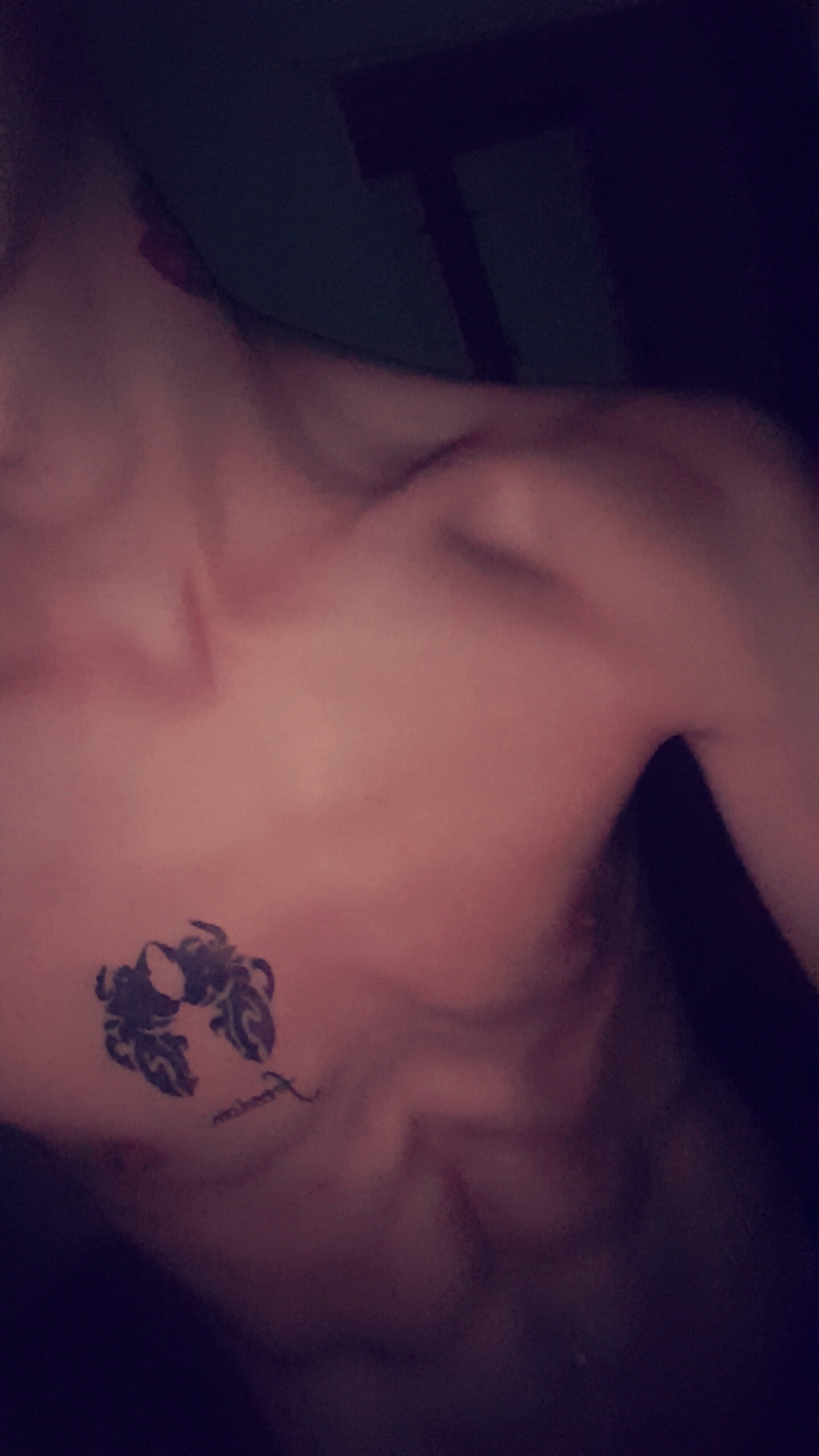 Profil de Novak, 26 ans, Libertine à McKellar