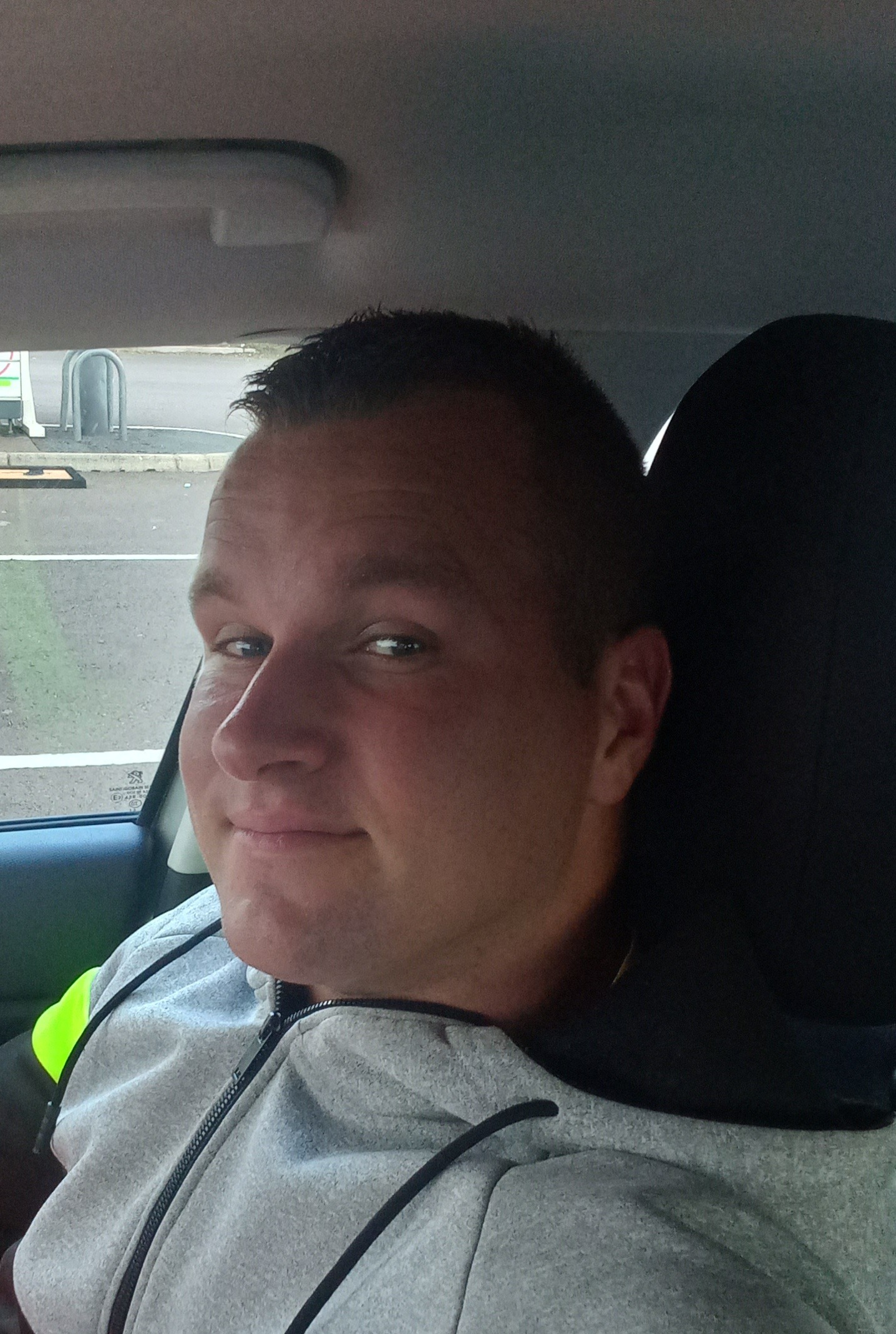 Profil de Kilyane, 29 ans, Libertine à Frontier