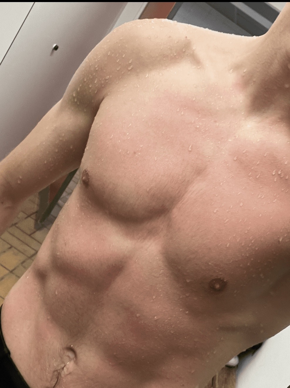 Profil de Scoty, 21 ans, Libertine à Olds