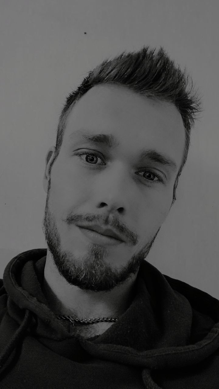 Profil de Keziah, 32 ans, Libertine à Boyle