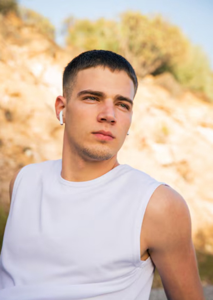 Profil de Abbes, 20 ans, Libertine à Debden