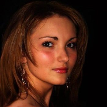Profil de Nouriya, 32 ans, Libertine à Claresholm