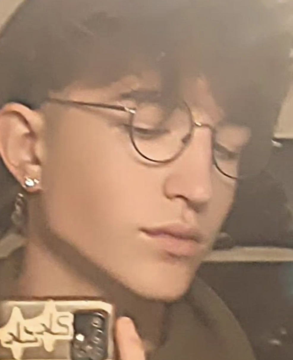 Profil de Rewan, 18 ans, Libertine à Carbon